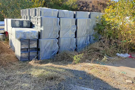 戶(hù)外環(huán)衛(wèi)垃圾桶運(yùn)輸